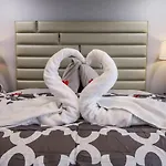 Villa In The Heart Of Town